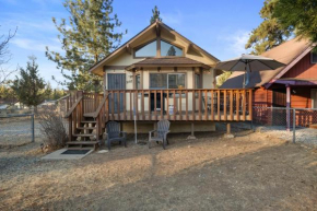 Cozy Cabin - Quiet Area, Fireplace, Smart TV, Fenced Yard Big Bear Lake